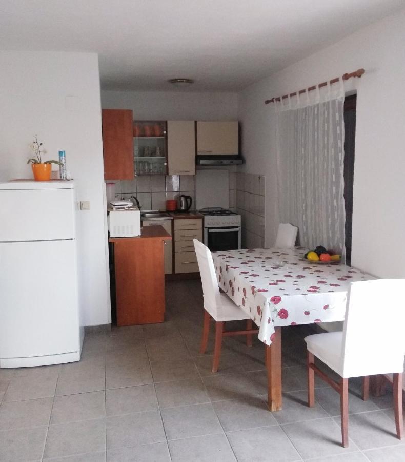 Apartman Darko Cesarica Exterior photo